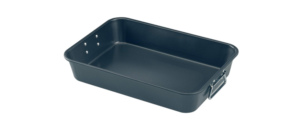 Roaster and ovenproof dish